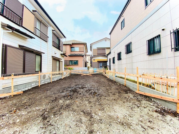 綾瀬市上土棚北2丁目　新築戸建