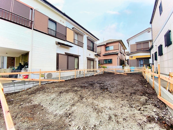 綾瀬市上土棚北2丁目　新築戸建