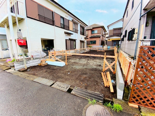 綾瀬市上土棚北2丁目　新築戸建