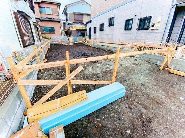 綾瀬市上土棚北2丁目　新築戸建