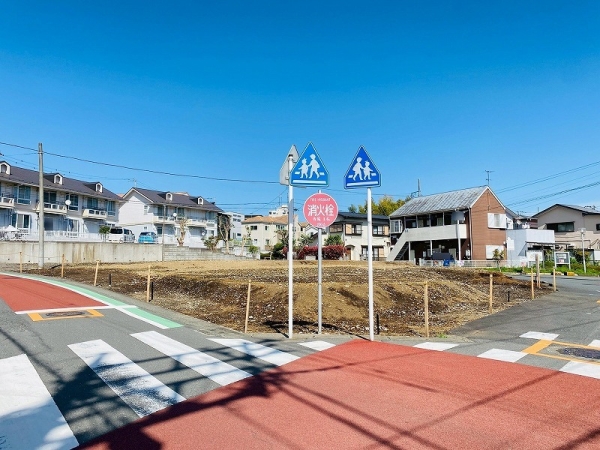 綾瀬市寺尾本町３丁目の土地
