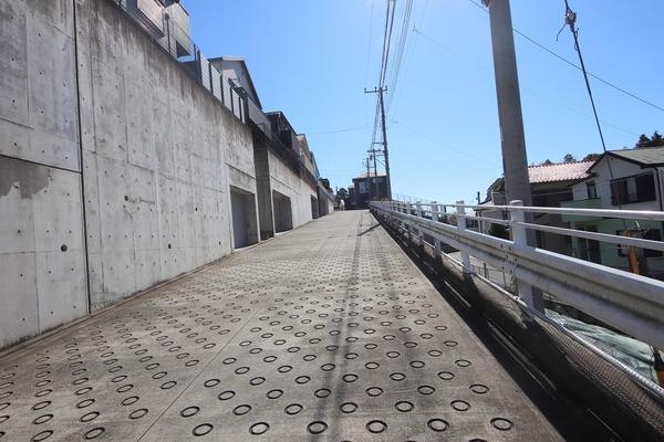 座間市入谷東４丁目の中古一戸建て