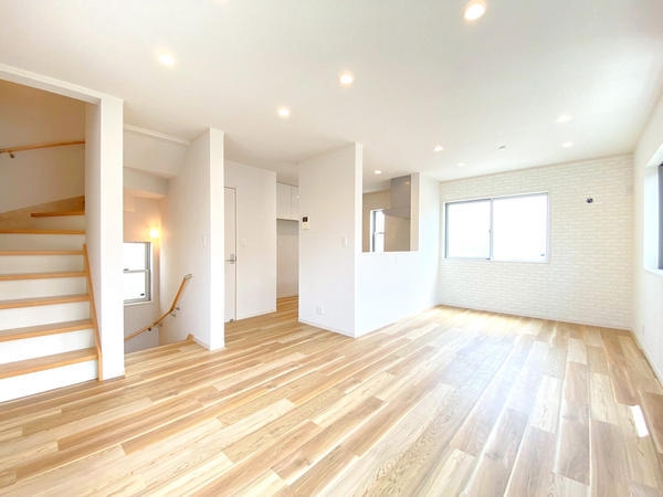 大和市西鶴間６丁目の中古一戸建て