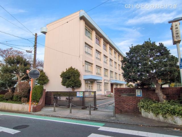 藤沢市石川2丁目の新築一戸建(藤沢市立天神小学校)