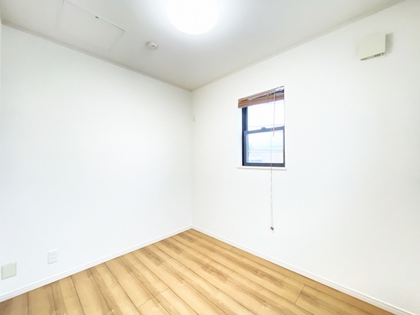 綾瀬市深谷上５丁目の中古一戸建て