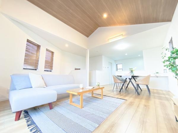 綾瀬市深谷上５丁目の中古一戸建て