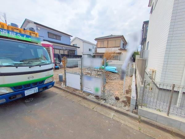綾瀬市寺尾台2丁目　新築戸建　全2棟　1号棟