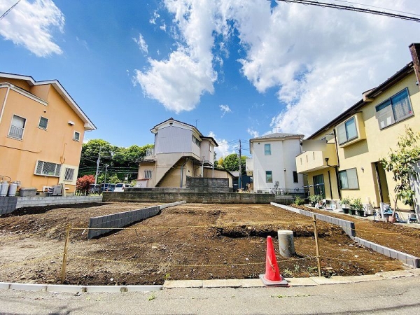 座間市南栗原3丁目　新築戸建　全2棟　2号棟