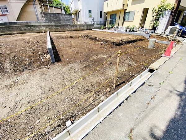 座間市南栗原3丁目　新築戸建　全2棟　2号棟