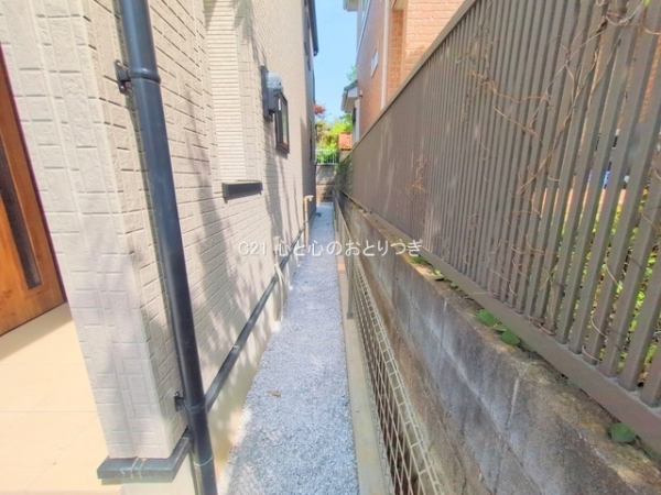横浜市青葉区奈良町　新築分譲住宅　2号棟