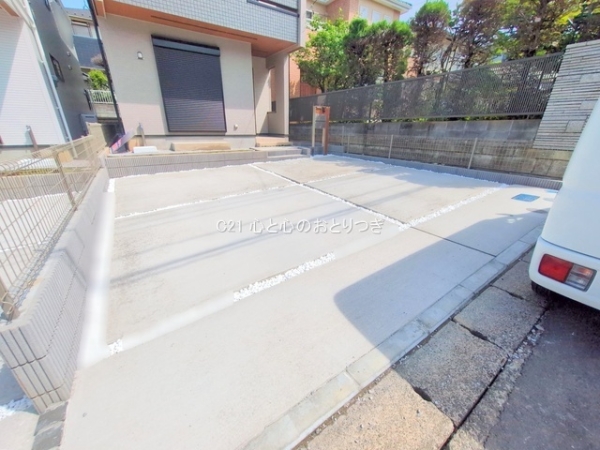横浜市青葉区奈良町　新築分譲住宅　2号棟