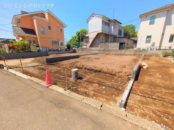 座間市南栗原３丁目の新築一戸建