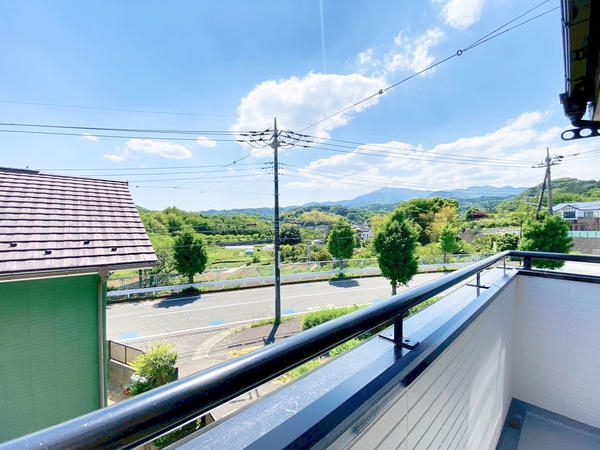 厚木市飯山の中古一戸建て