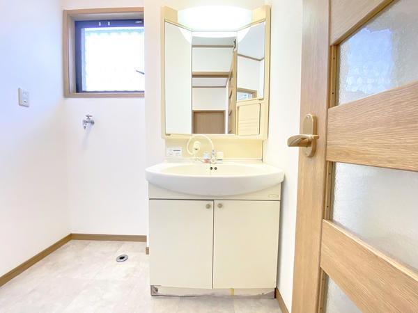 厚木市飯山の中古一戸建て