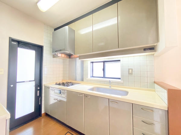 横浜市瀬谷区本郷2丁目　戸建