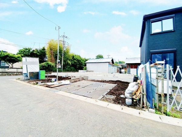 綾瀬市深谷中3丁目　新築戸建　全3棟　2号棟