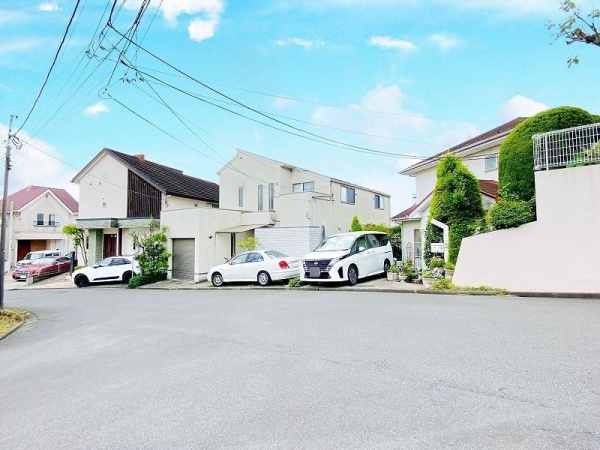 横浜市青葉区美しが丘２丁目の土地