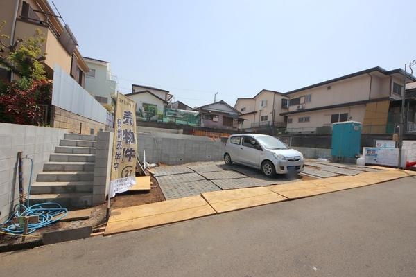 綾瀬市寺尾中4丁目1期　新築分譲住宅　2号棟