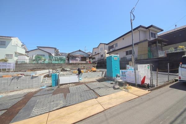 綾瀬市寺尾中4丁目1期　新築分譲住宅　2号棟