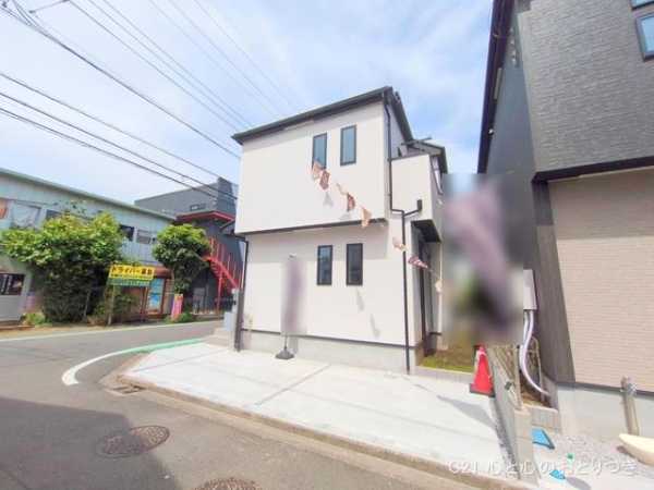 相模原市南区麻溝台８丁目の新築一戸建