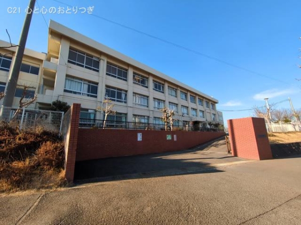 藤沢市遠藤の新築一戸建(藤沢市立滝の沢小学校)