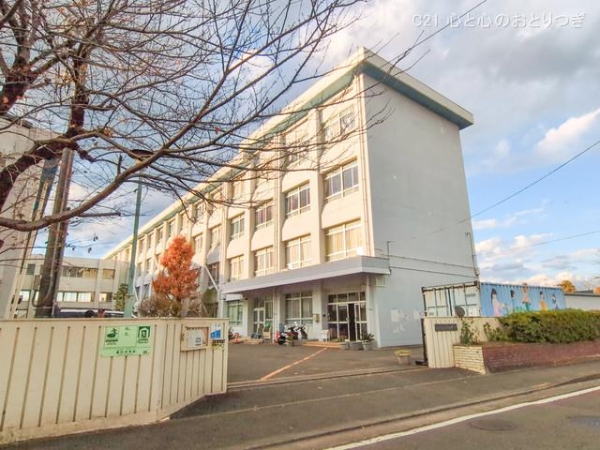 藤沢市善行3丁目の新築一戸建(藤沢市立善行中学校)