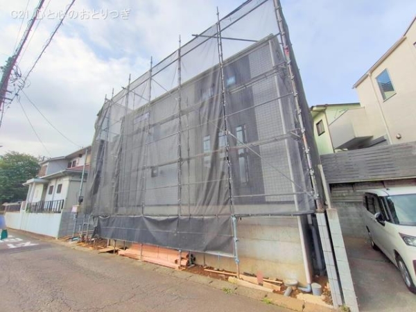 藤沢市善行3丁目　戸建　01