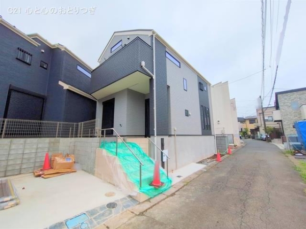 藤沢市善行3丁目　戸建　01