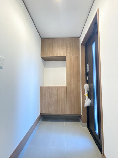 綾瀬市深谷中6丁目 新築戸建 全5棟 D号棟(玄関)