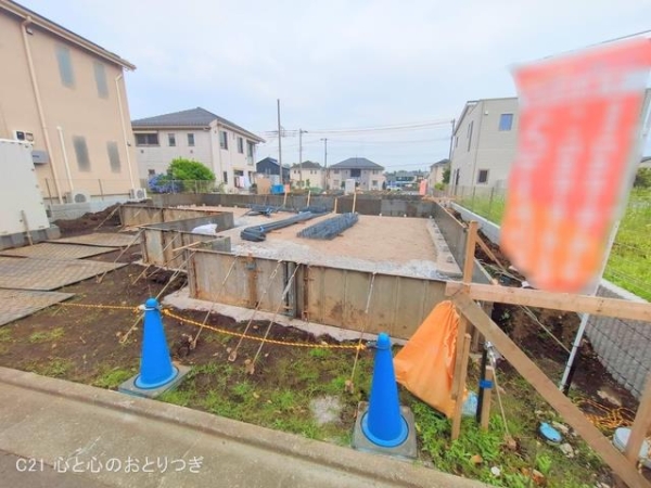 綾瀬市深谷中１丁目の新築一戸建