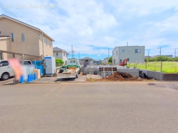 綾瀬市深谷中１丁目の新築一戸建