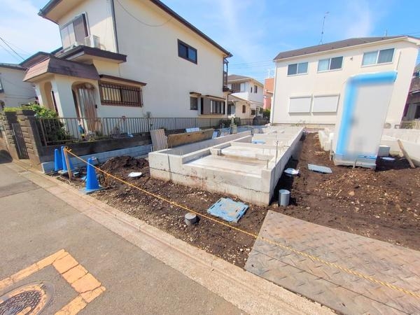 綾瀬市上土棚北2丁目　新築戸建　全2棟　B号棟