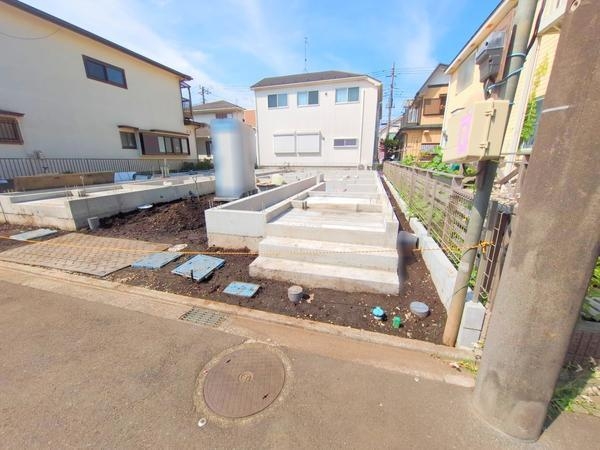 綾瀬市上土棚北2丁目　新築戸建　全2棟　A号棟