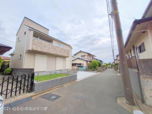綾瀬市綾西３丁目の新築一戸建