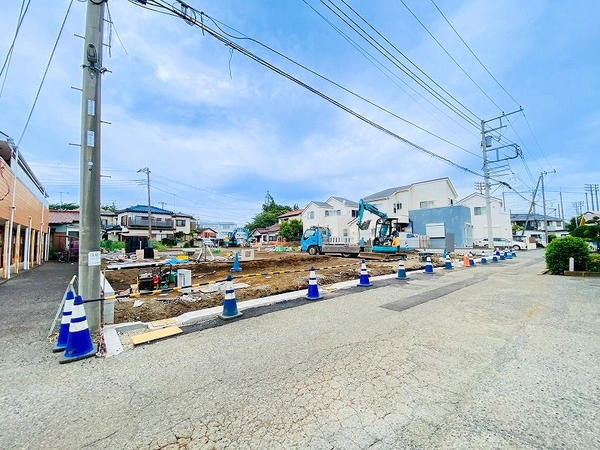 藤沢市下土棚の土地(前面道路含む現地写真)