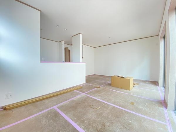 藤沢市高倉　新築　全２棟　A号棟
