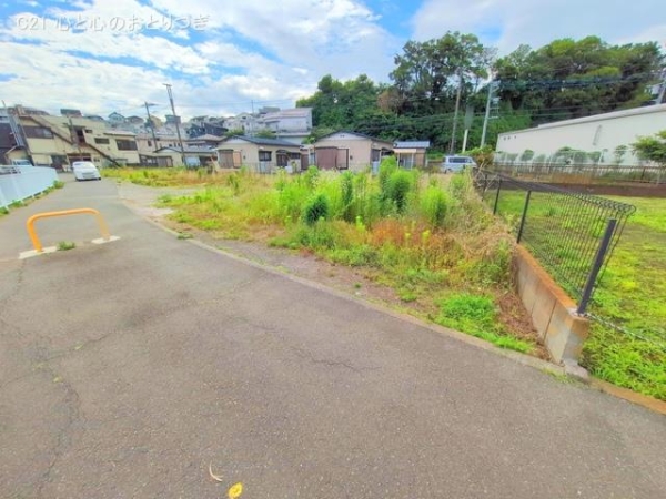座間市南栗原3丁目　建築条件なし売地　2区画