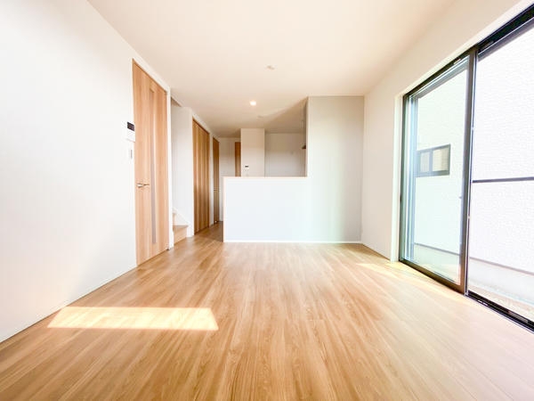 綾瀬市落合南4丁目　新築戸建