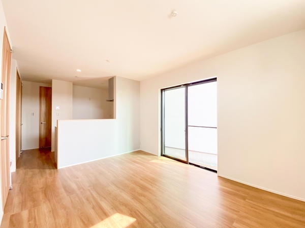 綾瀬市落合南4丁目　新築戸建