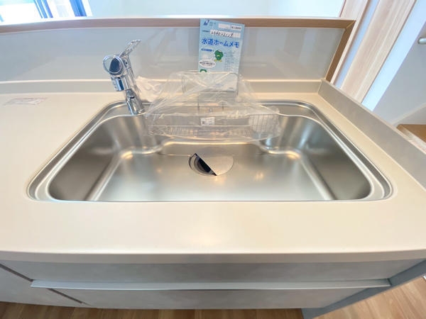 綾瀬市落合南4丁目　新築戸建