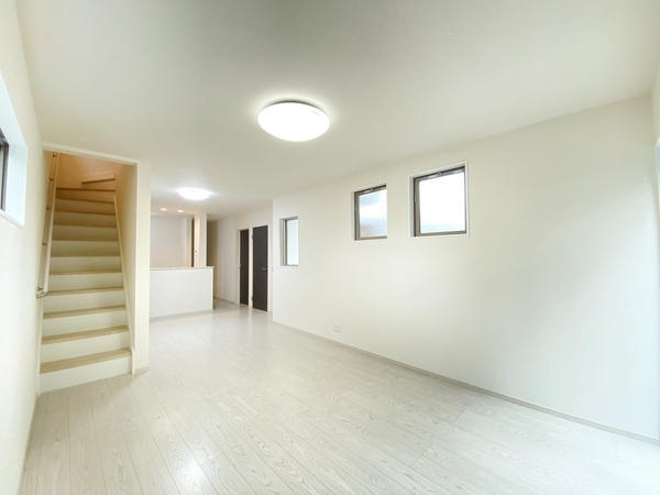 座間市入谷西3丁目　新築戸建　全2棟　2号棟