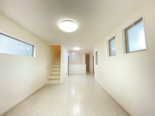 座間市入谷西3丁目　新築戸建　全2棟　2号棟