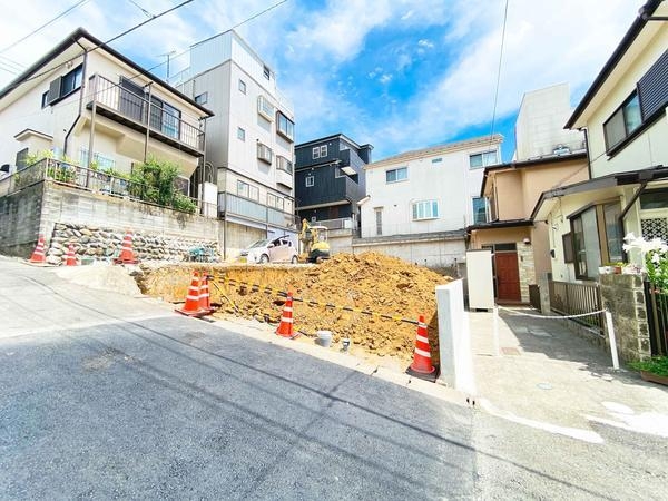綾瀬市寺尾中４丁目の土地