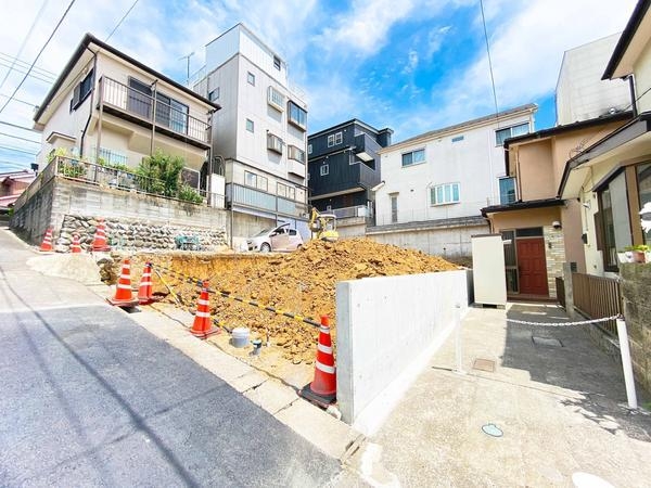 綾瀬市寺尾中４丁目の土地