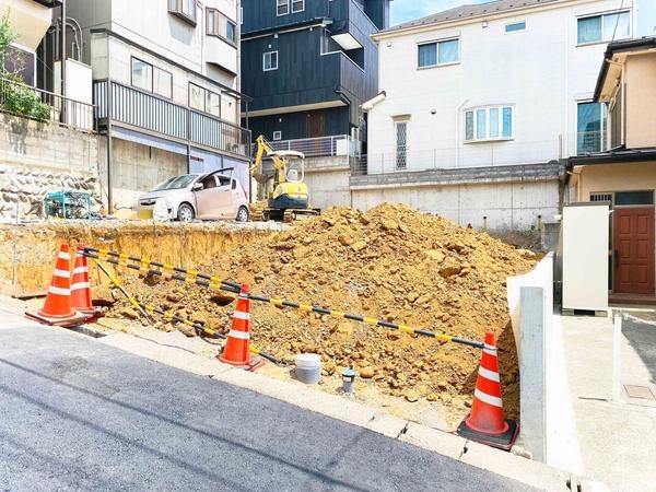 綾瀬市寺尾中４丁目の土地