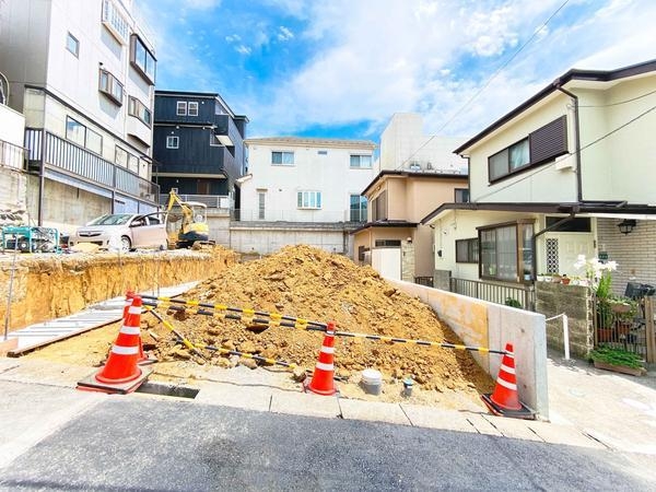 綾瀬市寺尾中４丁目の土地