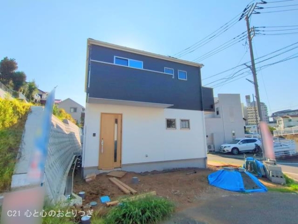 藤沢市善行坂２丁目の新築一戸建