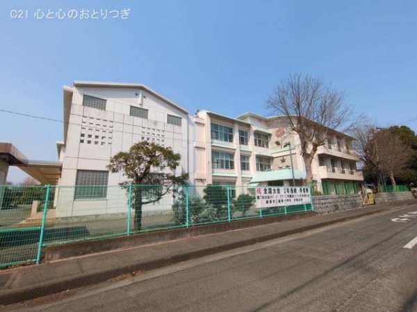 綾瀬市深谷中6丁目の土地(綾瀬市立綾瀬中学校)