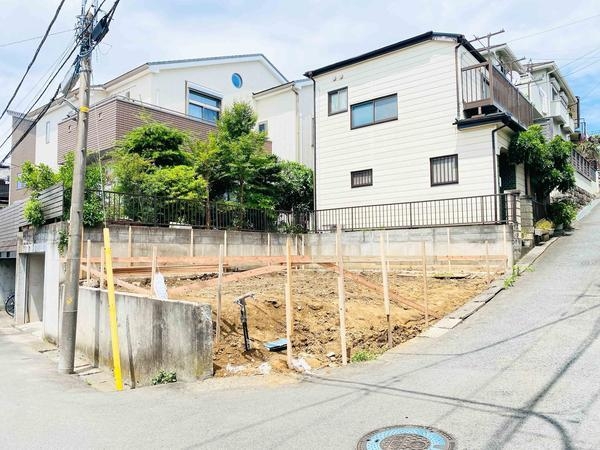 綾瀬市寺尾中4丁目　新築戸建