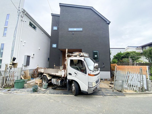 藤沢市鵠沼海岸6丁目　新築戸建　全2棟　A号棟